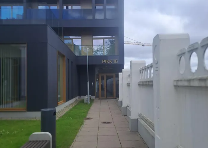 Riverside Retreat - Cozy In *